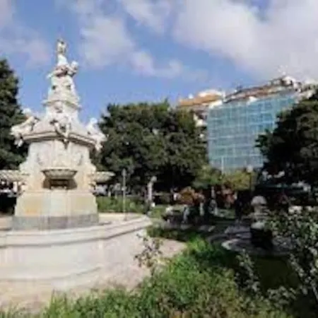 דירה Bright Lovely Quiet Flat Very Centric In Sc