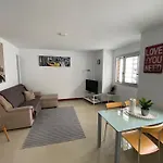 Bright Lovely Quiet Flat Very Centric In Sc